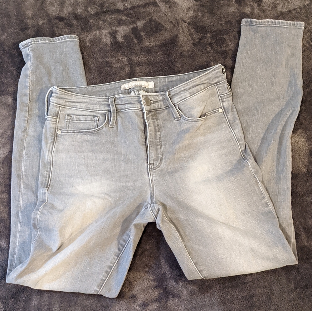 Athleta Grey Skinny Jeans with Sculptek Size 6 Women's Jeans